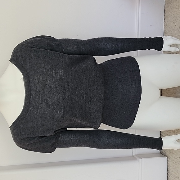 Jacob Size S thin charcoal sweater - Picture 9 of 11